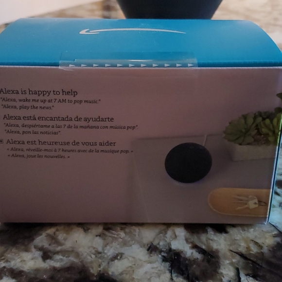 Echo Dot - Picture 3 of 6